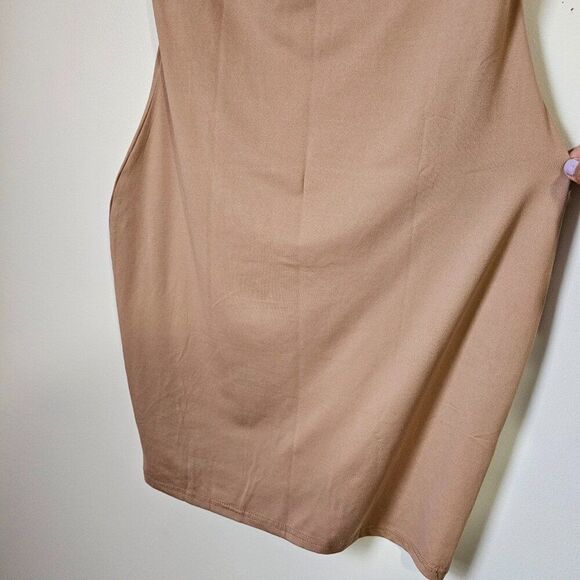 EUC TAN CURVY PENCIL SKIRT SIZE XL - Picture 4 of 10